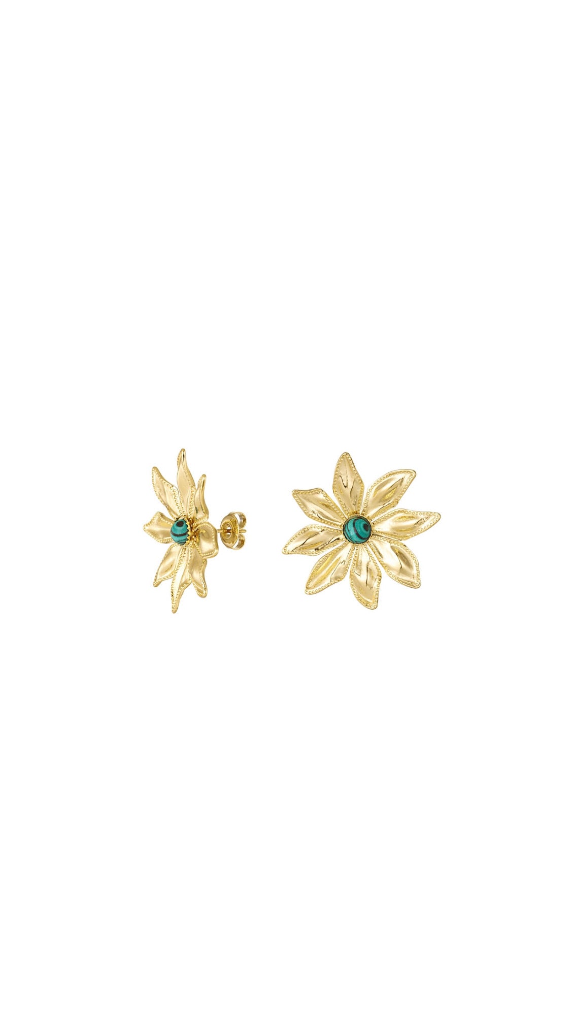 Bloom green accent earrings